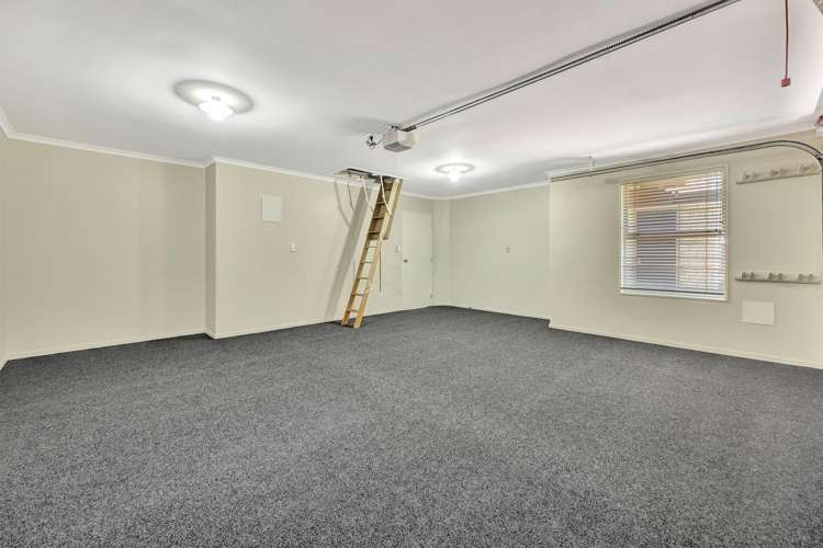 31 Caversham Drive Rototuna_21