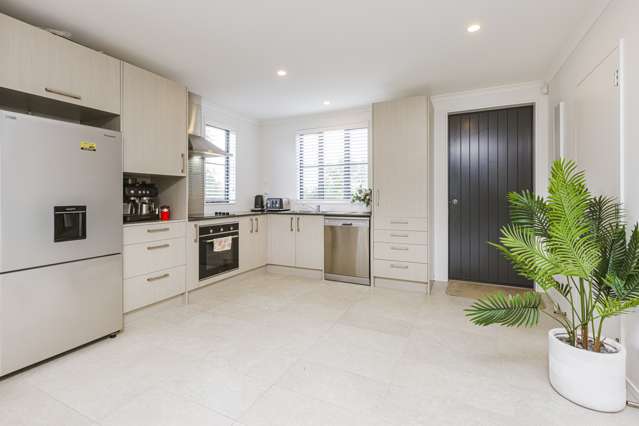 15 Saddleback Crescent Papakura_2