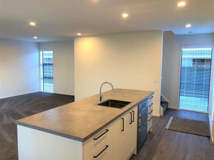 3/49 Olliviers Road 1509_2