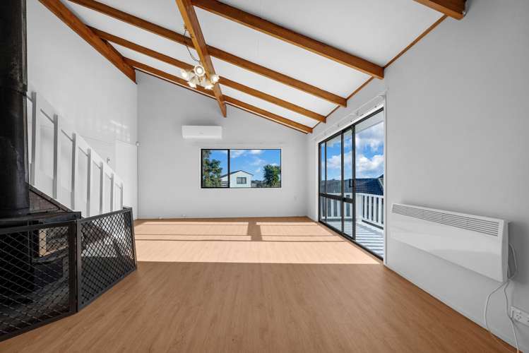 1/3 Eterna Place Clover Park_5