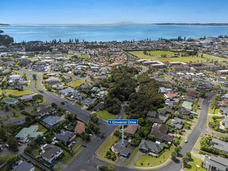 1 Grovenor Drive Orewa_35