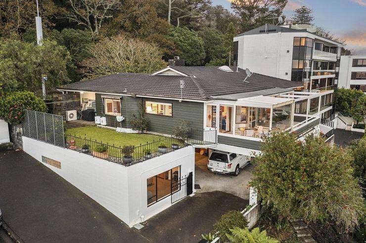 The Mainston Road property, in Remuera, Auckland, dubbed the “Fire Pit House”, was listed for sale at the end of last year. Photo / Supplied