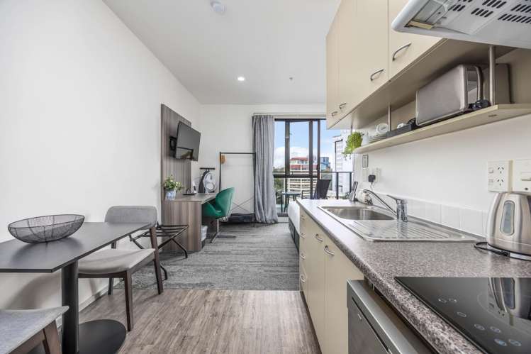 8b/50 Eden Crescent Auckland Central_8