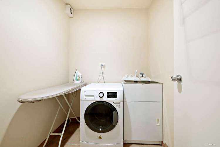 2/9 John Jennings Drive Oteha_15