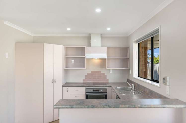 25f Parnwell Street Burwood_16