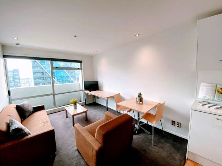 21F/16 Gore Street City Centre_1