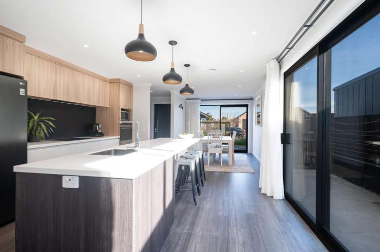 51 Summersfield Boulevard Richmond_6