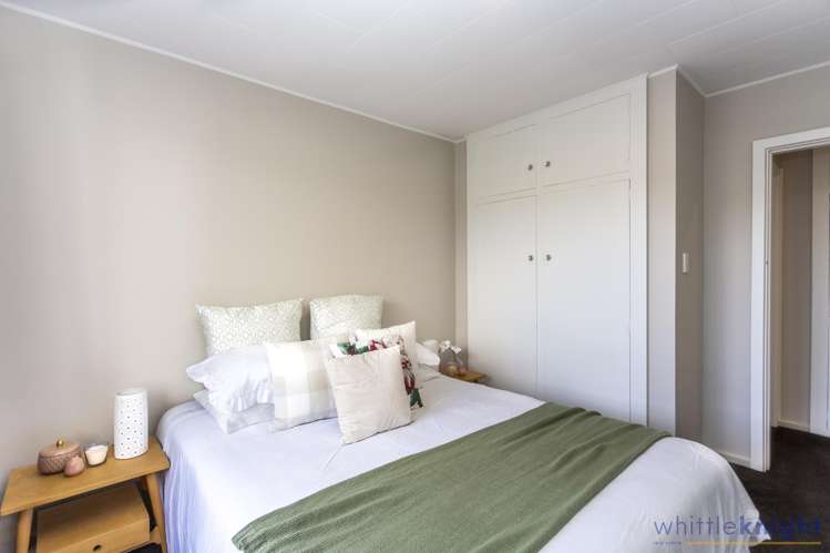 2/74 King Street Sydenham_11