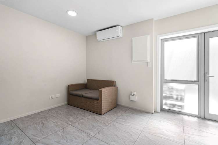 1/16 Fairway Drive Mount Roskill_2