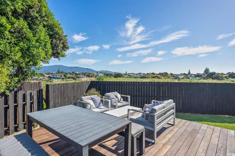 65 Queens Road Waikanae Beach_19