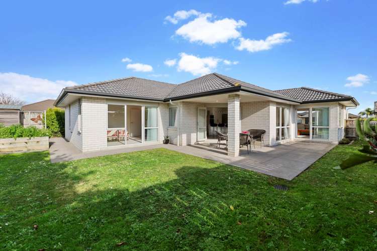 15 Tongeren Square Karaka_11