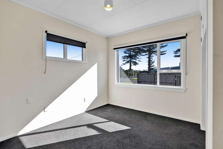 23 Longfellow Road Opunake_23