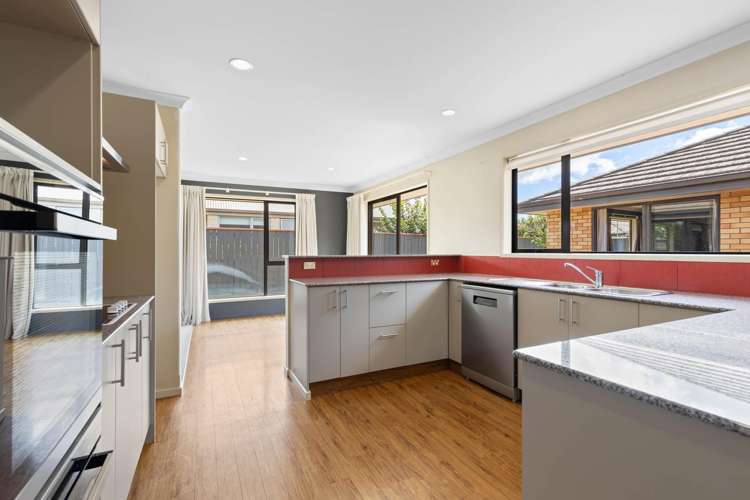 2 Puketea Place Redwoodtown_14