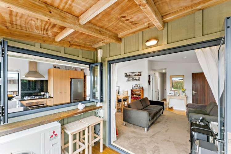 15a Rock Isle Road Torbay_7