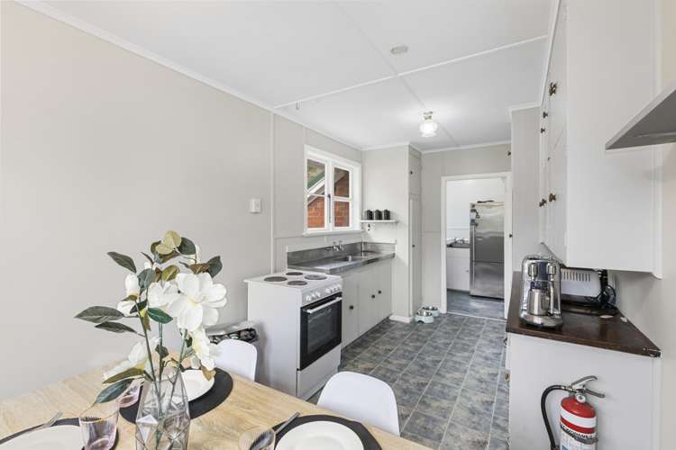 9 Hay Street Naenae_10