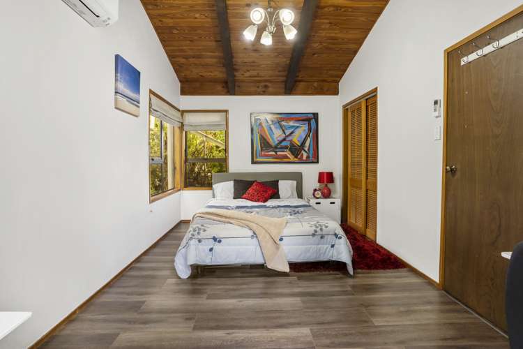 40a Staincross Street Green Bay_11