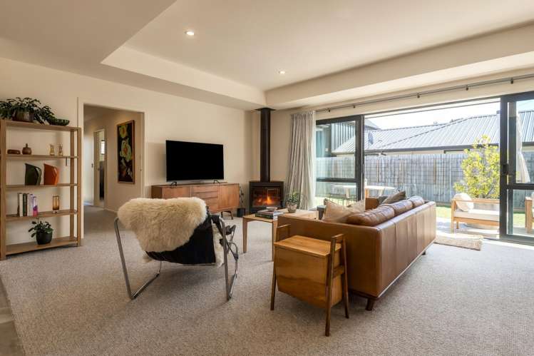 15/15A Toni's Terrace Lower Shotover_1