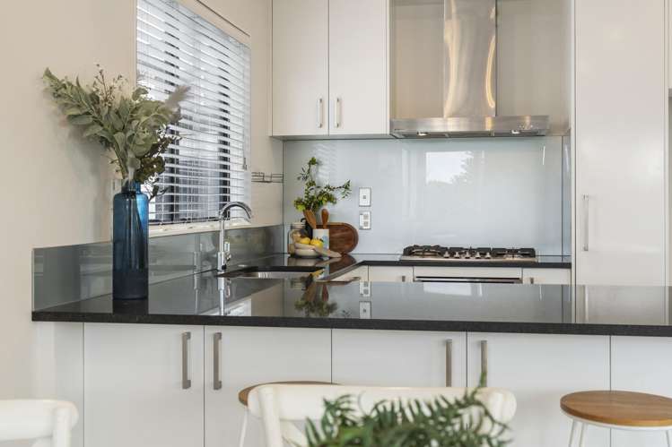 20 Atalanta Way Beachlands_11