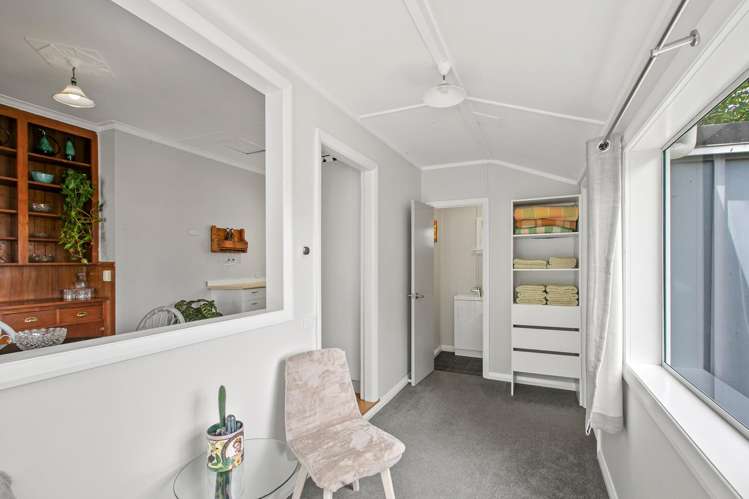 166 Seaview Road Westown_9