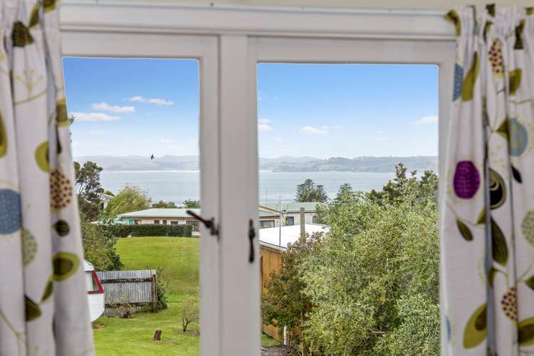 11 Leigh Road Leigh_15