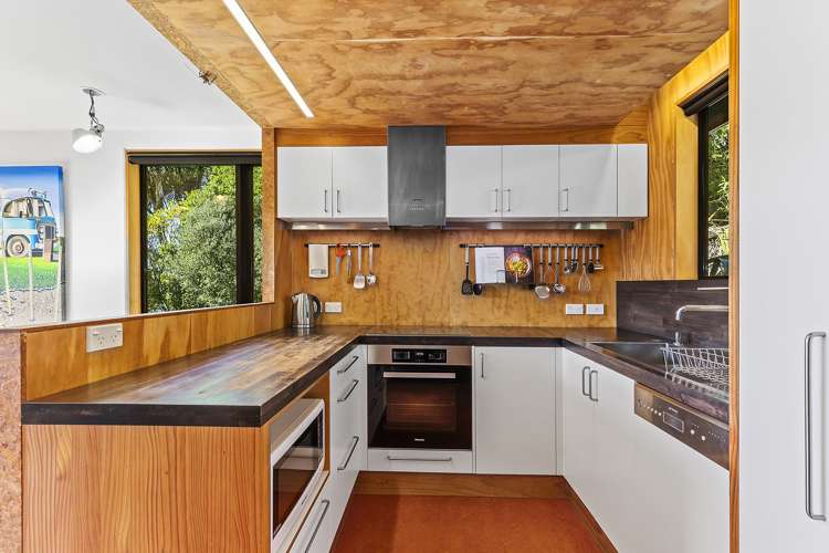 127a Makara Road Karori_5