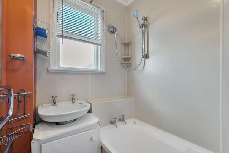 23 Moana Avenue Onehunga_8