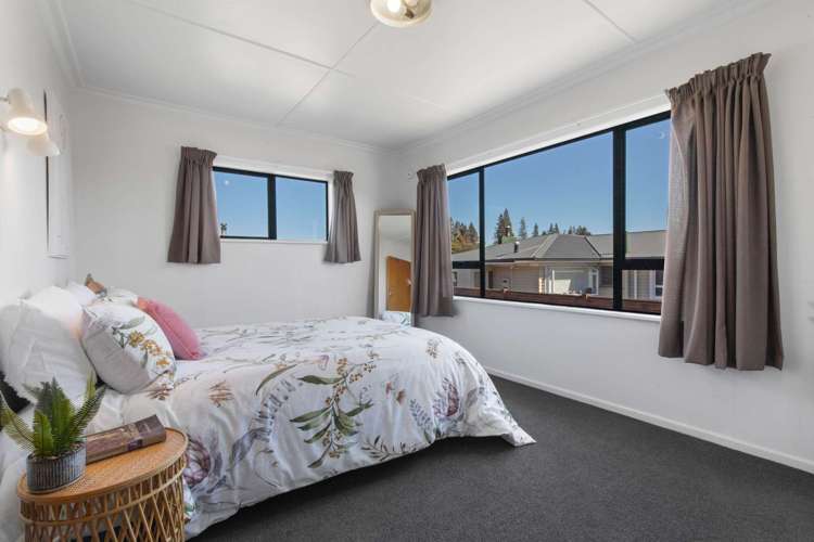 11 Iles Road Lynmore_11