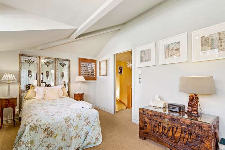 2/5b Eton Avenue Devonport_15