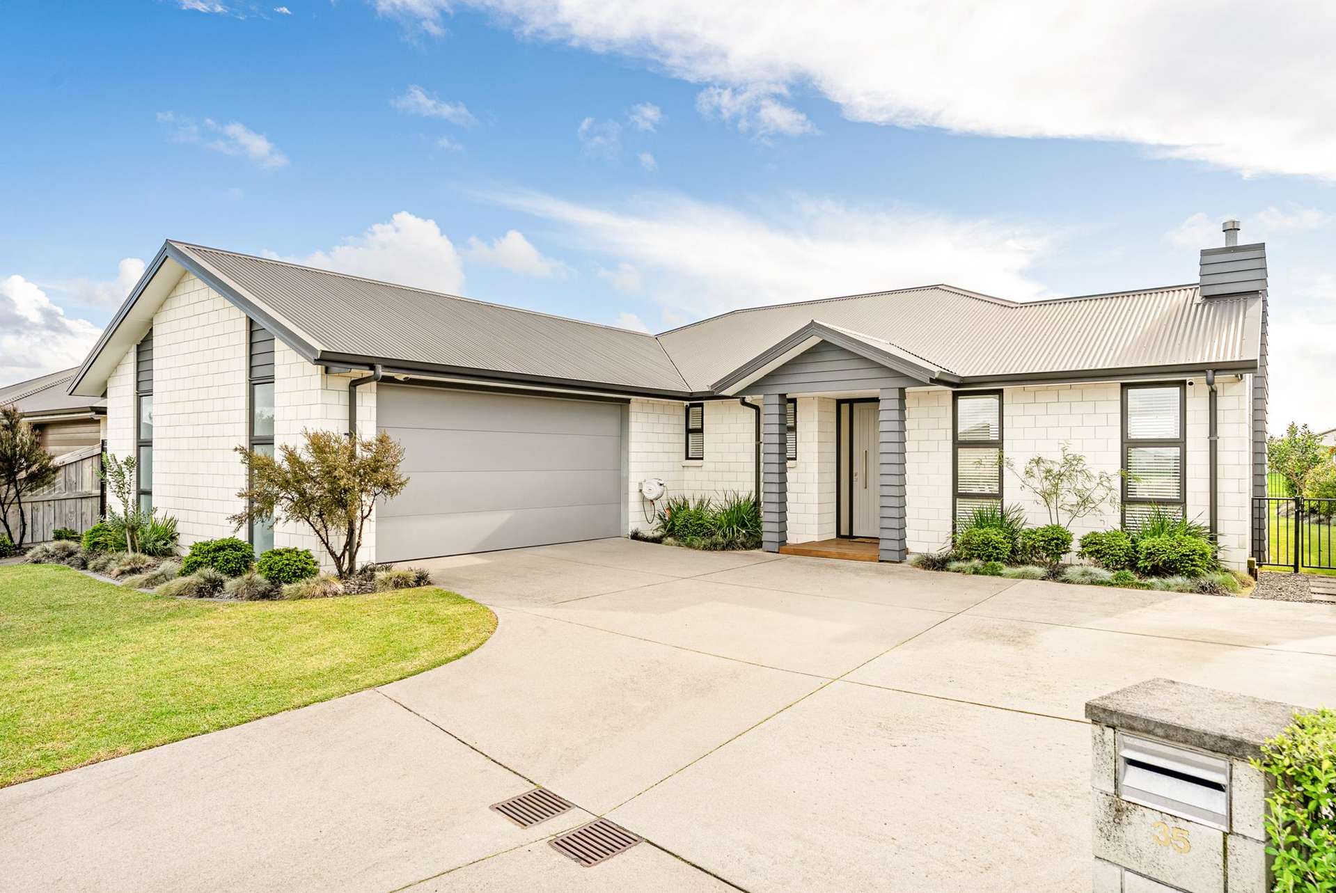 35 Harding Drive Papamoa Beach_0