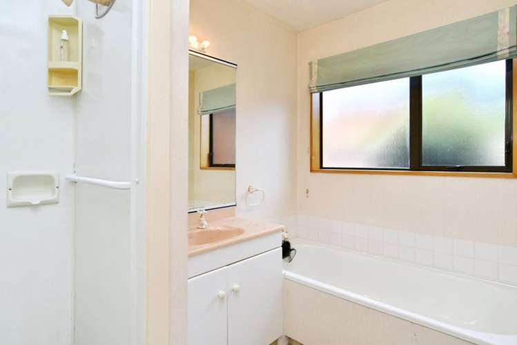 2/54 Ben Nevis Drive Broomfield_16