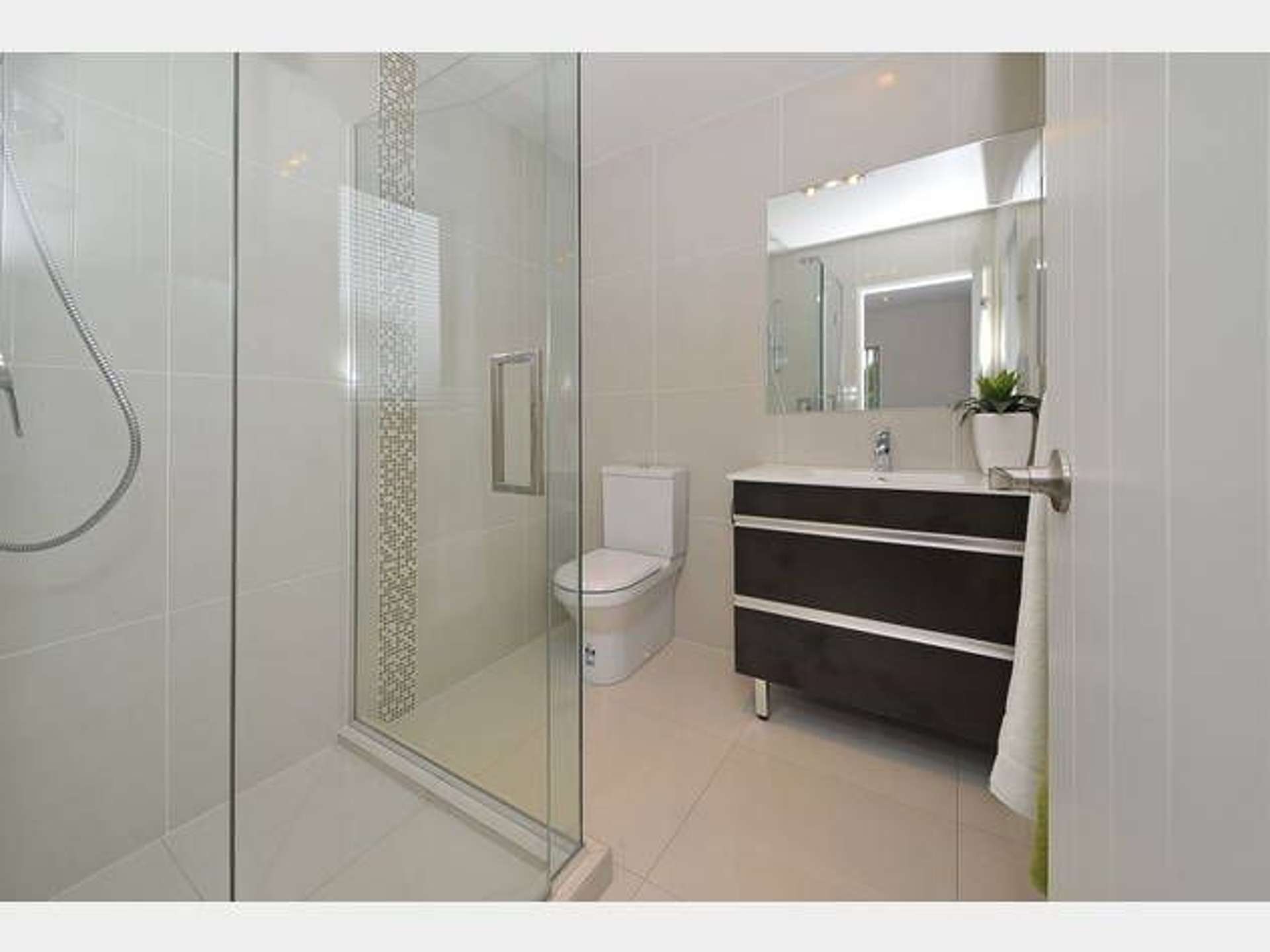 3/21 Glen Avenue Papatoetoe_0