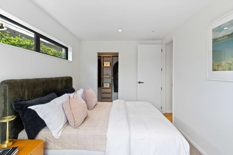 10B Joan Street Pt Chevalier_27
