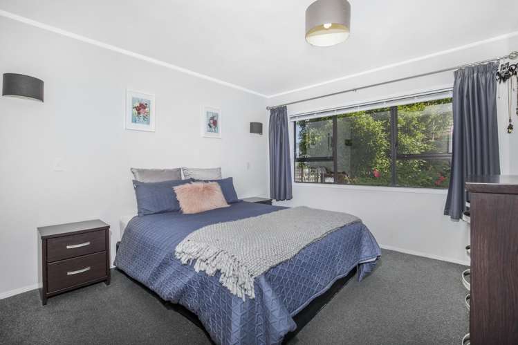 2/44 Manse Road Pahurehure_4