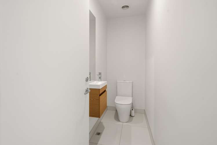 138 Seaview Road New Brighton_17