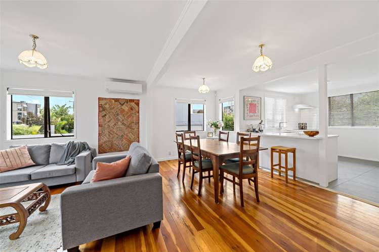 1/20 Lomond Street Takapuna_5