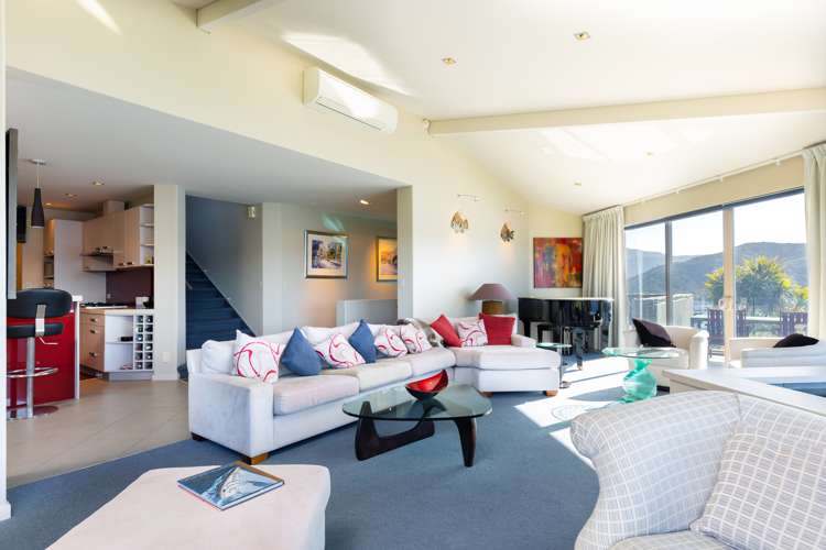 1 Cooks Ridge Waikawa Bay_6