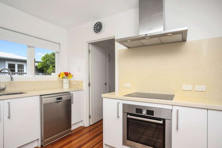 44 Flanshaw Road Te Atatu South_5