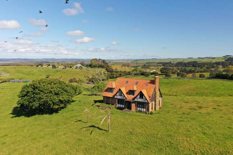 8 Kaipara Lake Road South Head_13