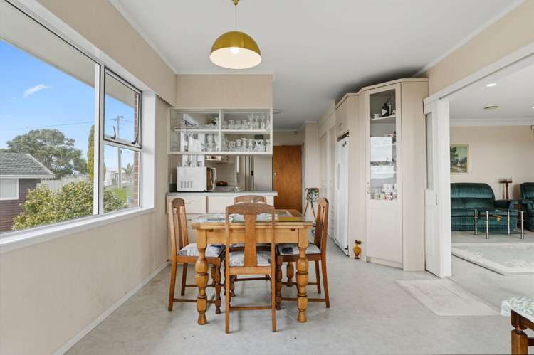 62 Chivalry Road Glenfield_7