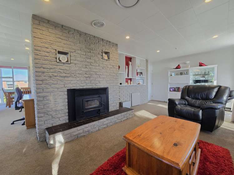 135 Hall Street Hokitika_10