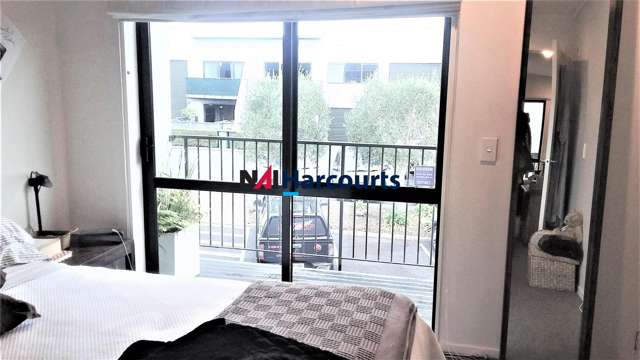 20/18 Airborne Road Albany_4