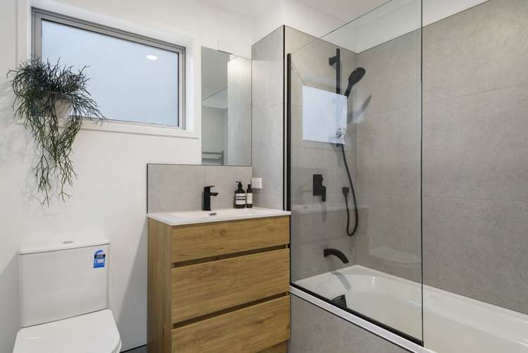 6/13 Kaihu Street Northcote_13