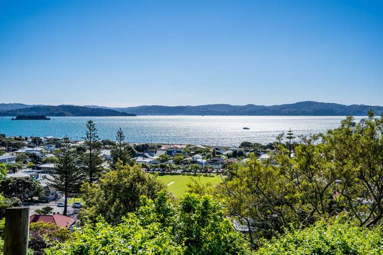 2 Mackenzie Road Eastbourne_0