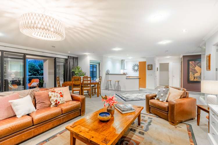 4i/42 Molesworth Street Thorndon_4