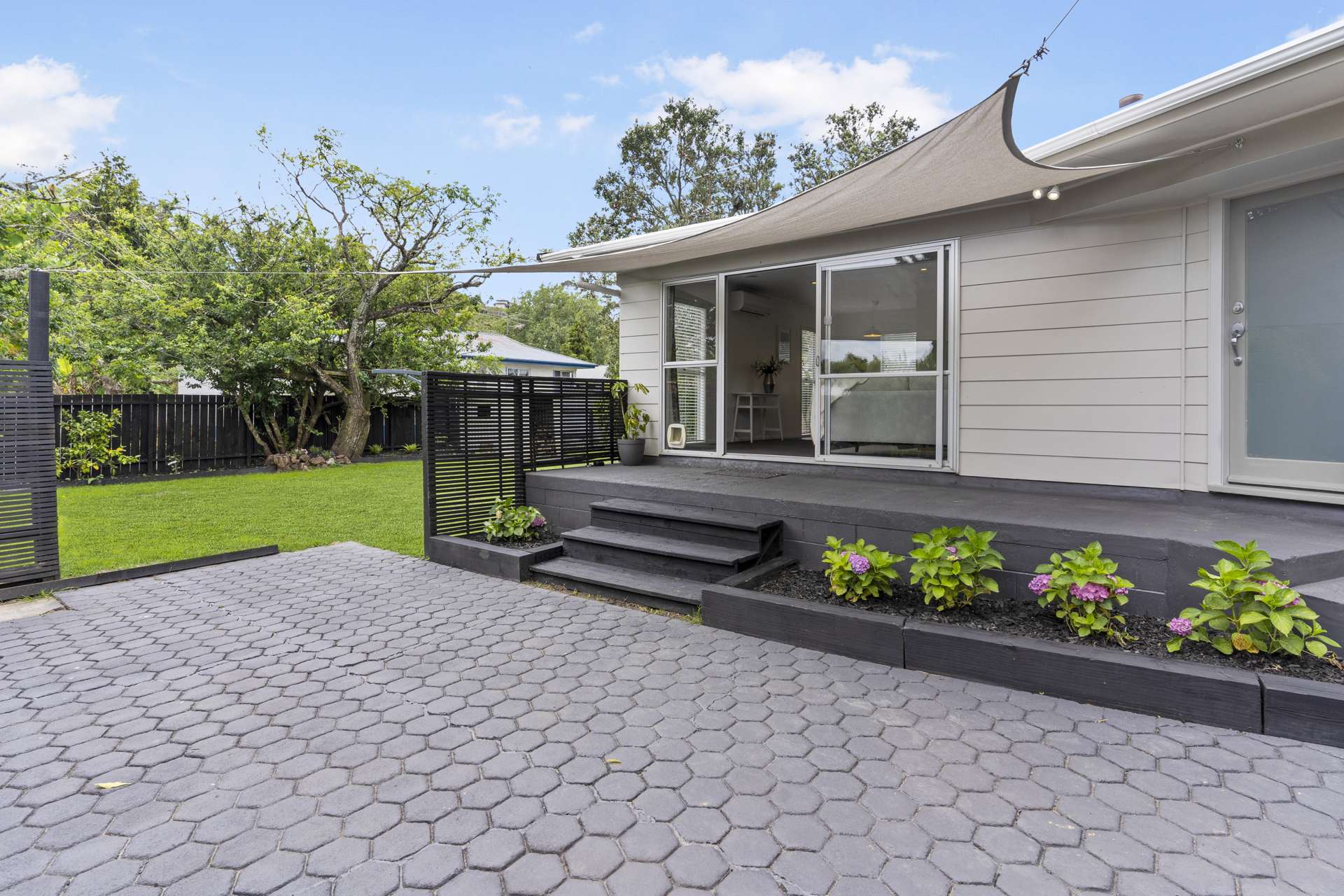 23 Camphora Place Ranui_0