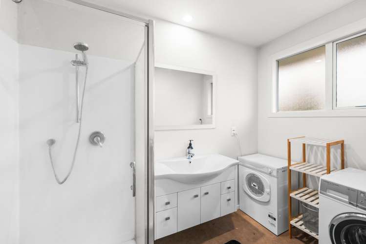 1/738 Ferry Road Woolston_14