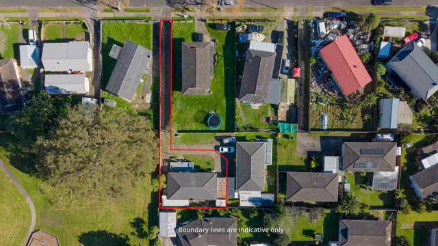 1/18 Frobisher Way Clendon Park_3