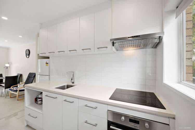 2/30 Don Croot Street Morningside_5