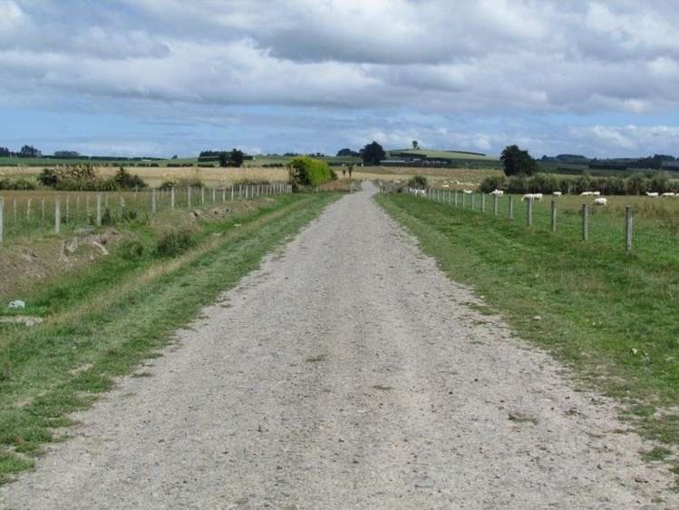 734 Crichton Road Milton_19