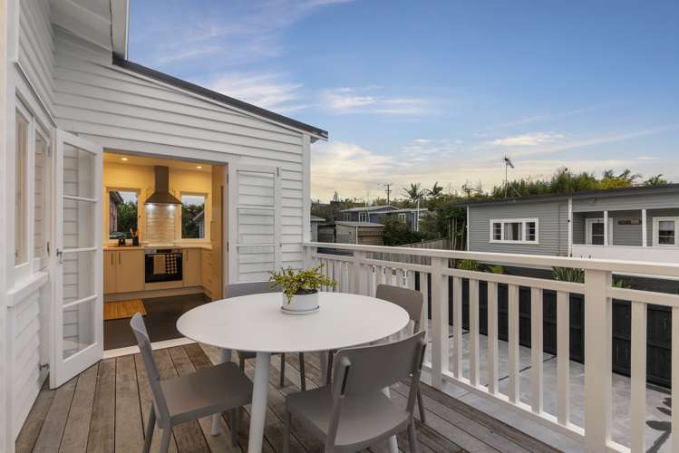 82 Lancaster Road Beach Haven_10